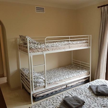 Penthouse Full Sea View Apartment มานิลบา ภายนอก รูปภาพ